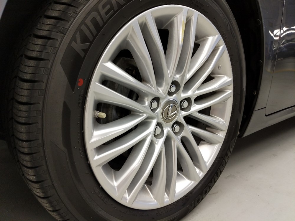 2014 Lexus ES 350 - Wheel