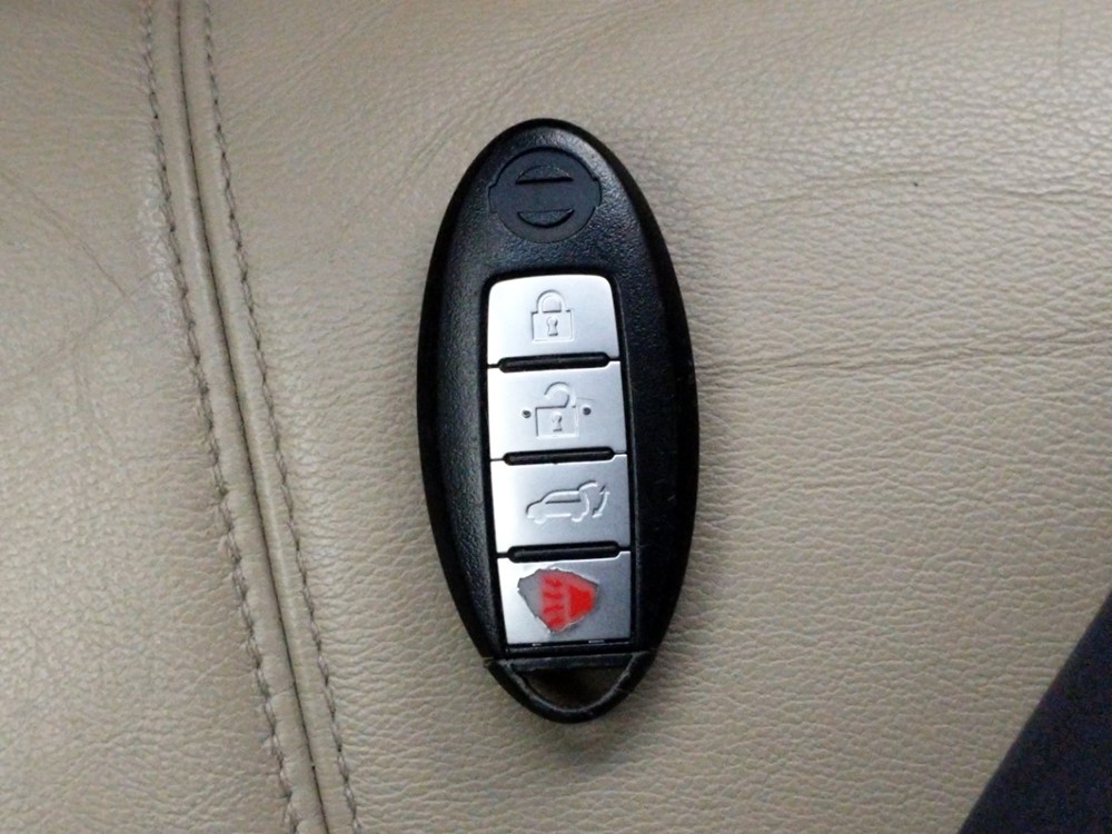 2012 Nissan Murano - Keys