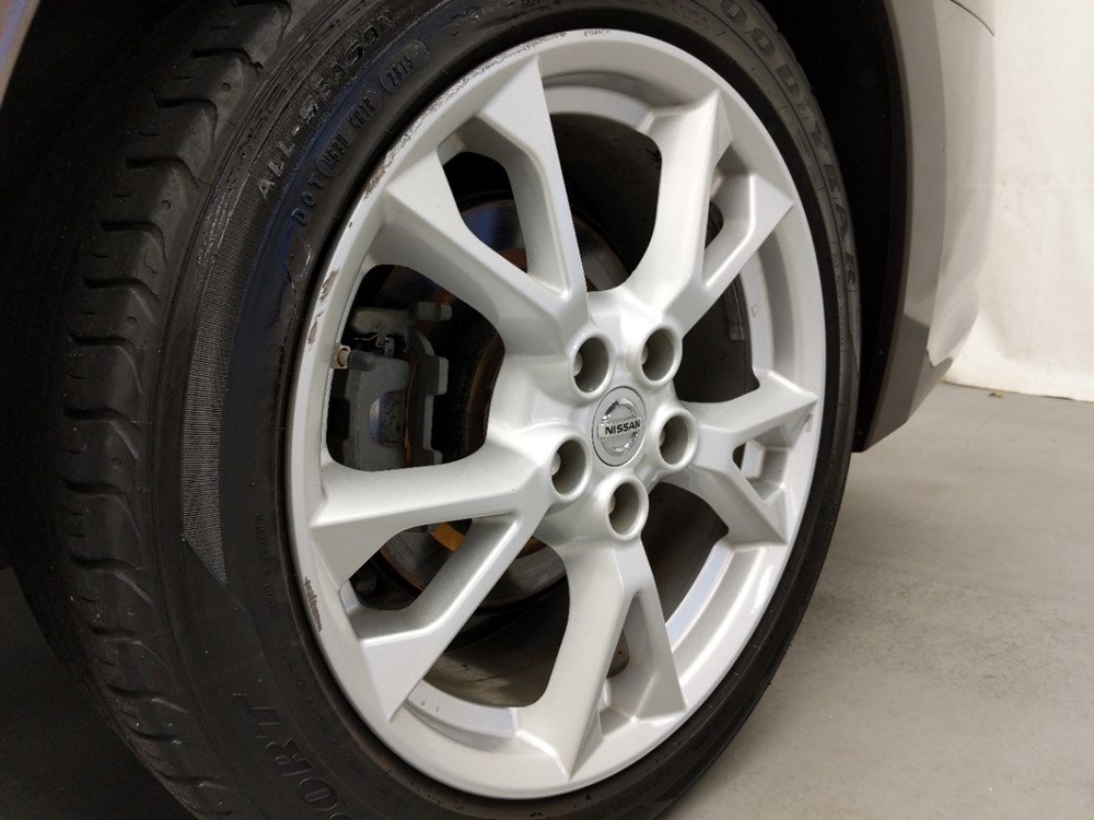 2014 Nissan Maxima - Wheel