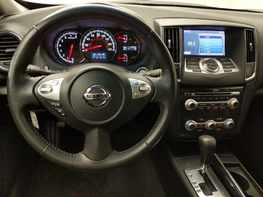 2014 Nissan Maxima - Driver Dash