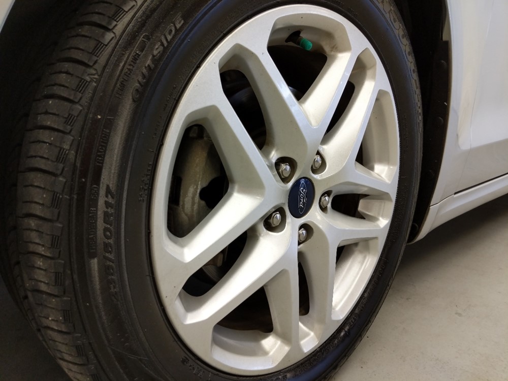 2016 Ford Fusion - Wheel