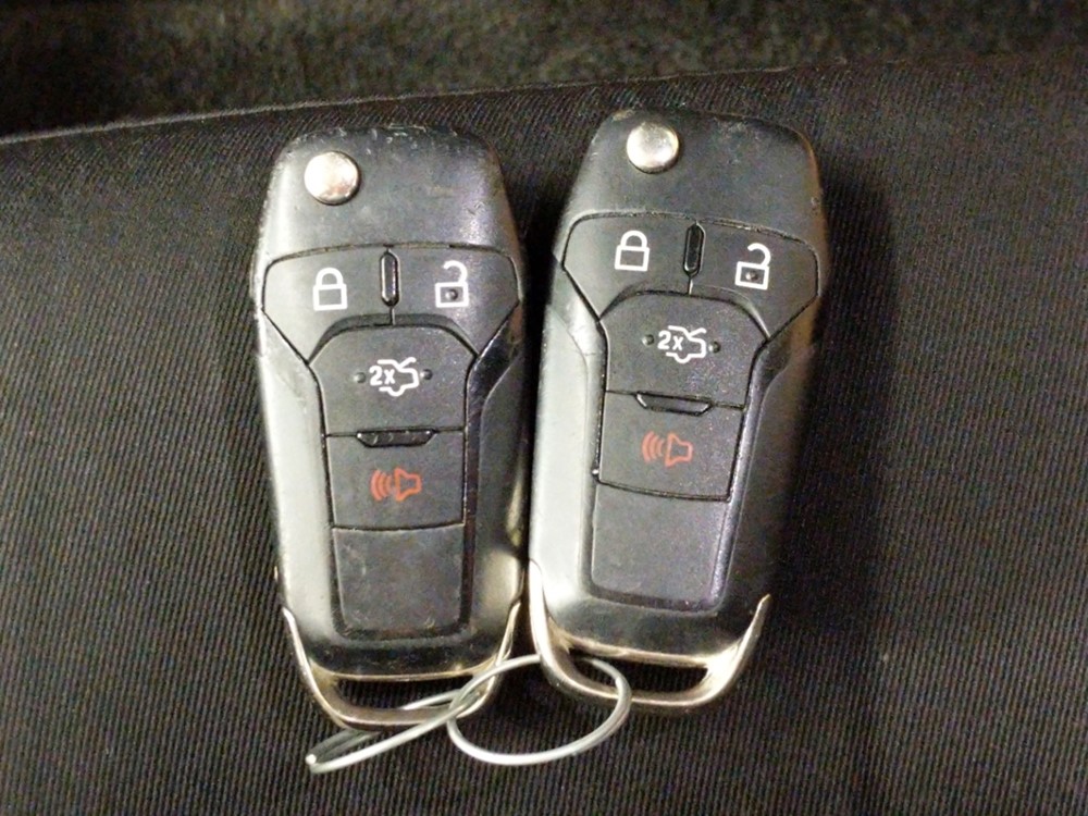 2016 Ford Fusion - Keys