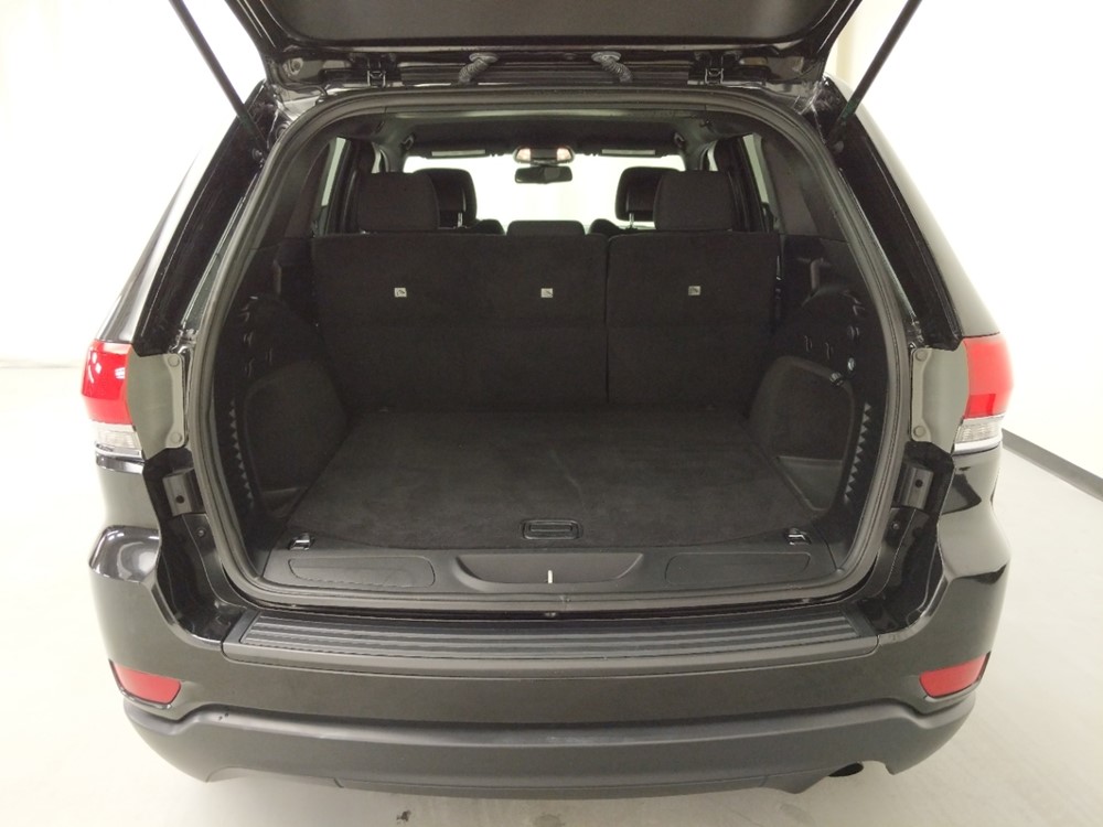 2016 Jeep Grand Cherokee - Trunk