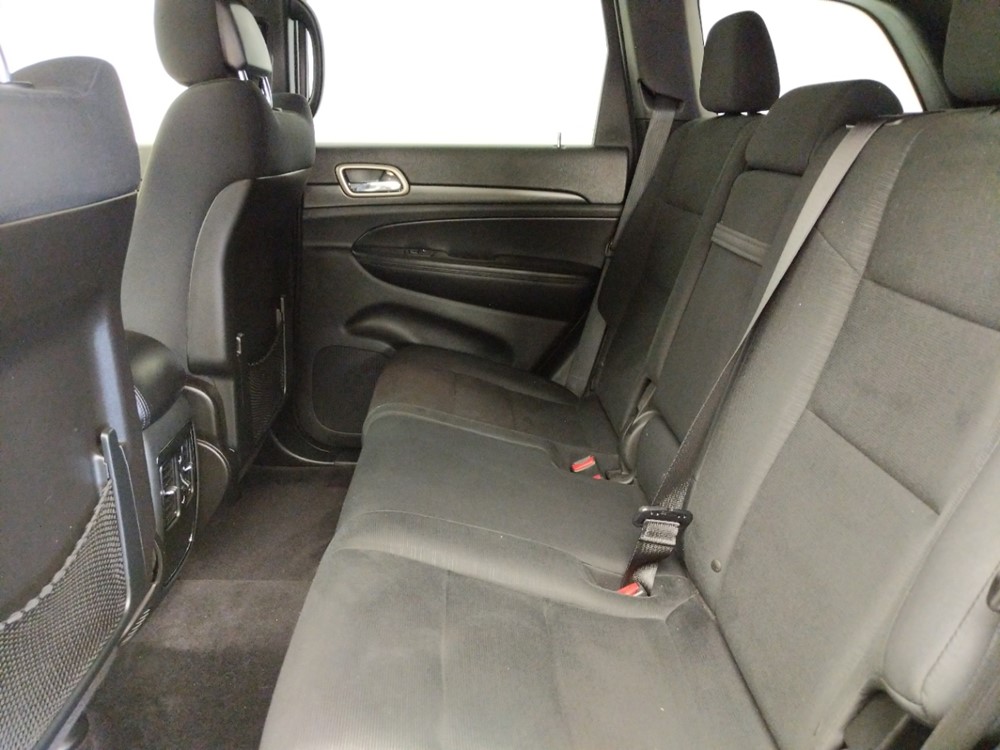 2016 Jeep Grand Cherokee - Driver Rear Seat