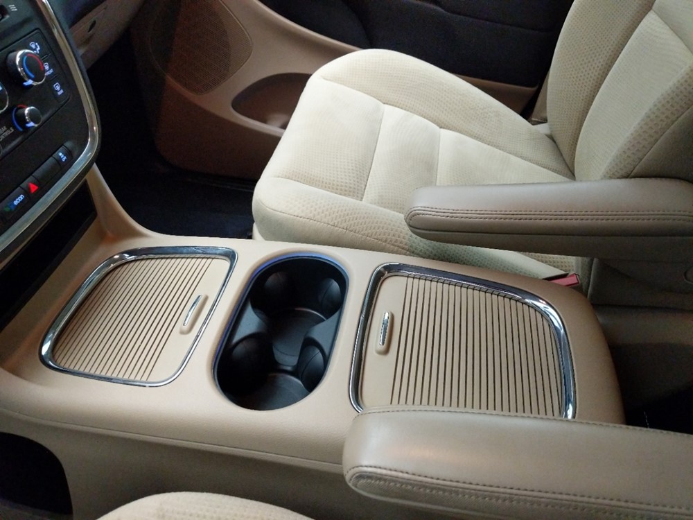 2016 Dodge Grand Caravan - Center Console/Cup Holders
