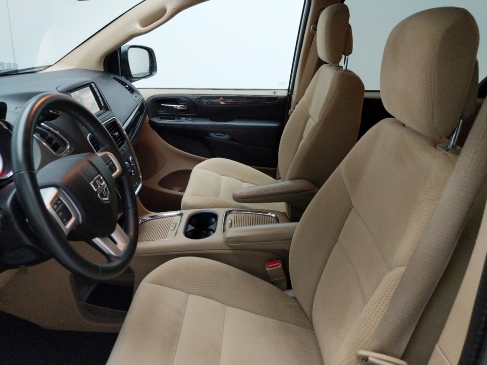 2016 Dodge Grand Caravan - Driver Front Seat