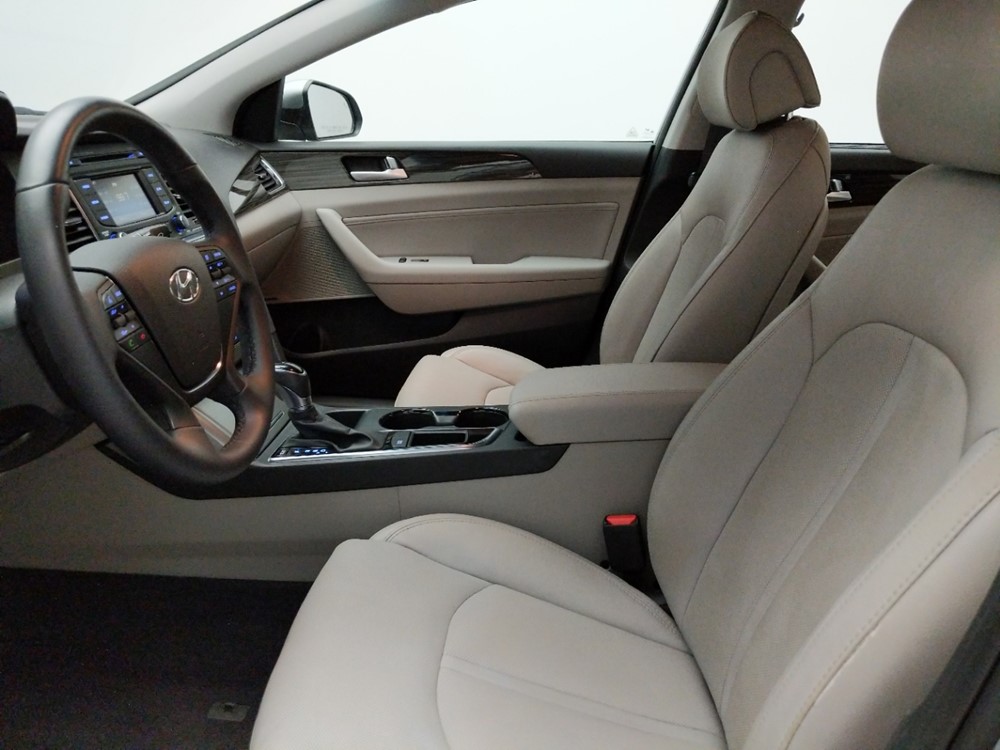 2015 Hyundai Sonata - Driver Front Seat
