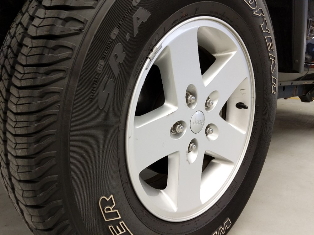 2015 Jeep Wrangler - Wheel