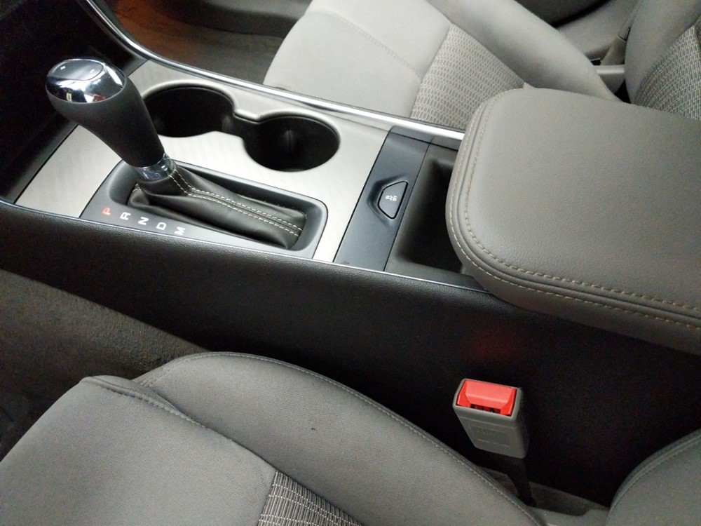 2017 Chevrolet Impala - Center Console/Cup Holders