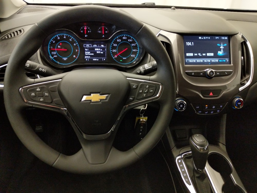 2018 Chevrolet Cruze - Driver Dash