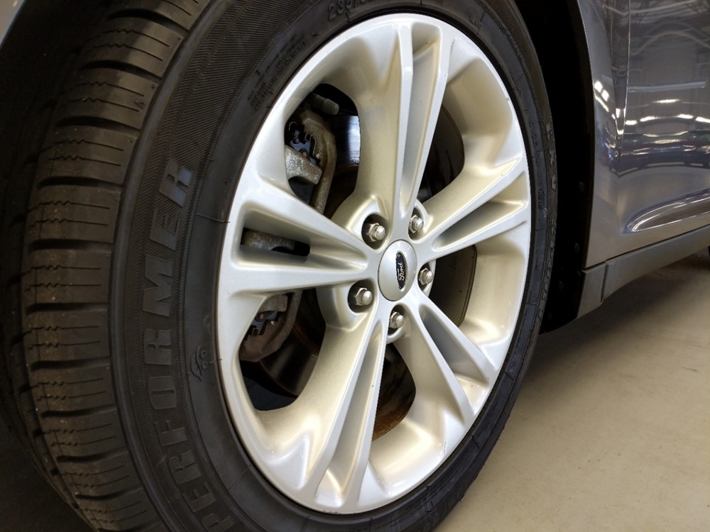 2014 Ford Taurus - Wheel