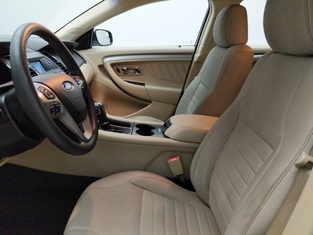 2015 Ford Taurus - Driver Front Seat