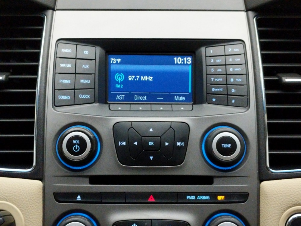 2015 Ford Taurus - Stereo Package