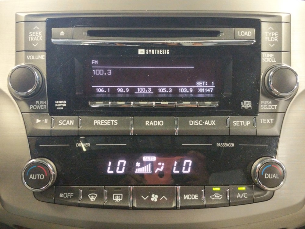2012 Toyota Avalon - Stereo Package