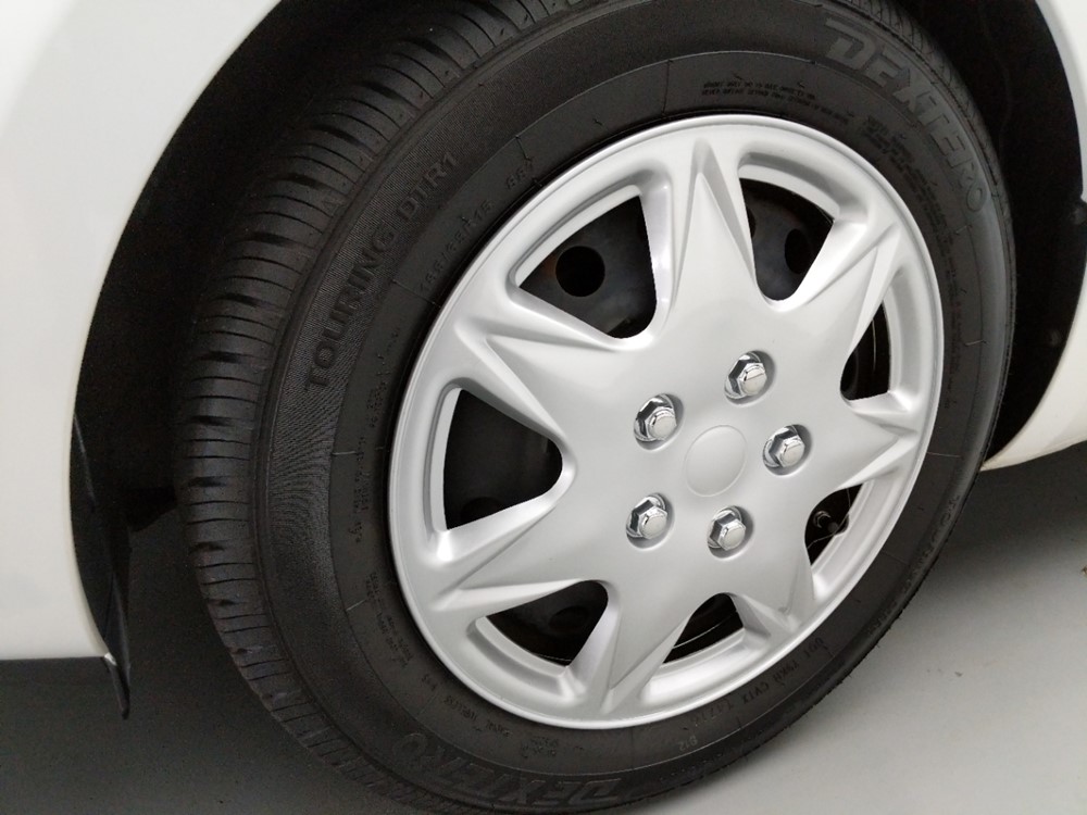 2015 Kia Rio - Wheel