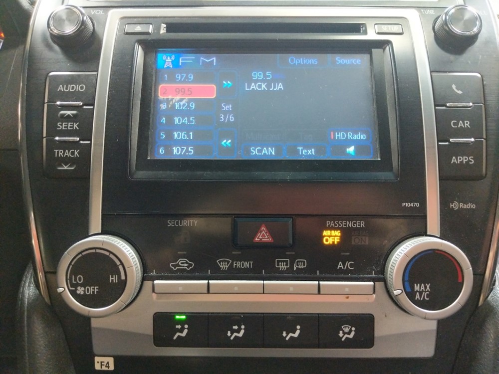 2013 Toyota Camry - Stereo Package
