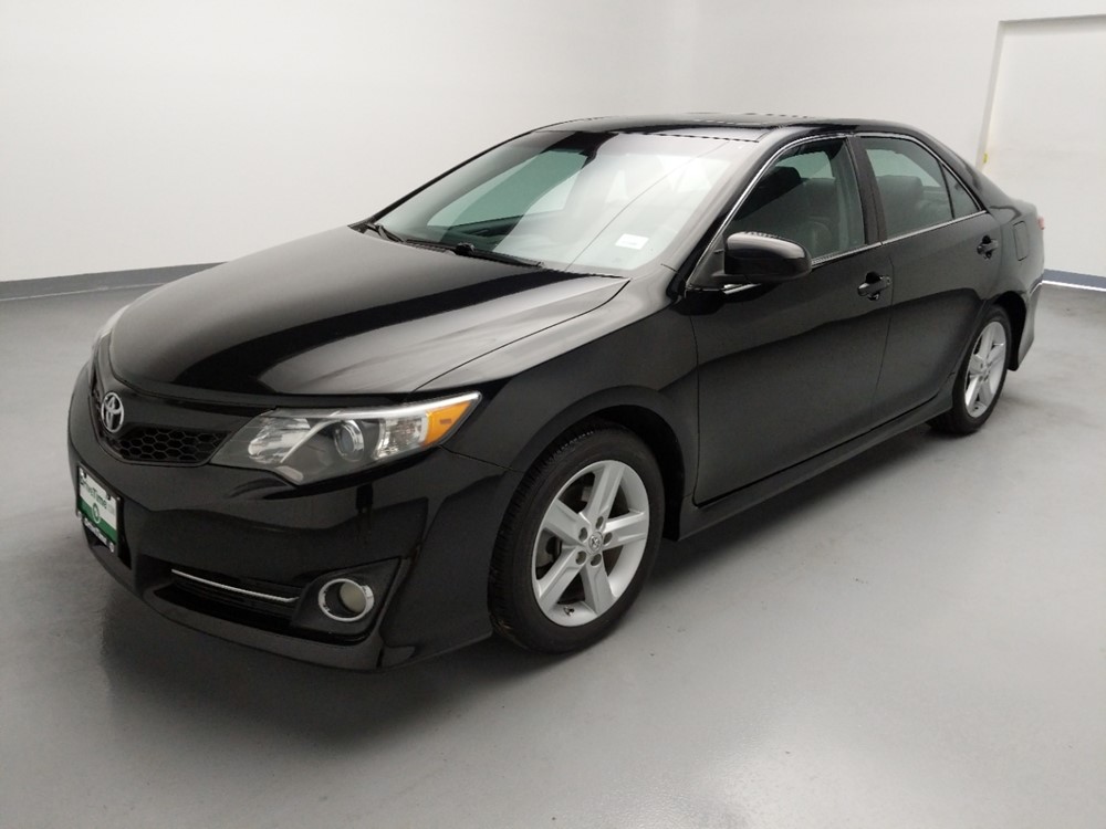 2013 Toyota Camry - Driver Front Bumper