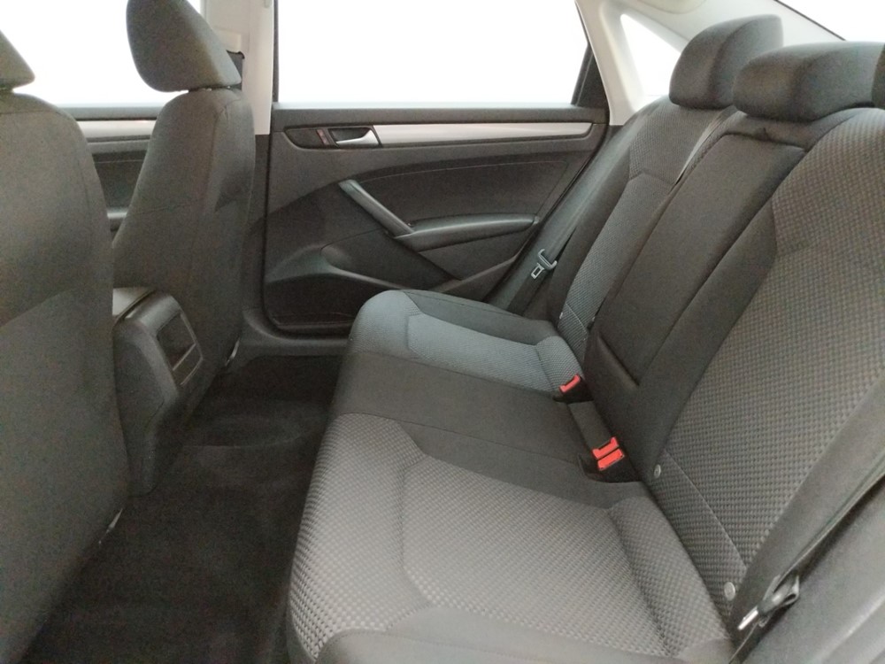 2015 Volkswagen Passat - Driver Rear Seat