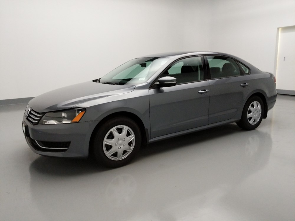 2015 Volkswagen Passat - Driver Front Side