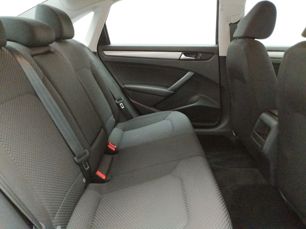 2015 Volkswagen Passat - Passenger Rear Seat