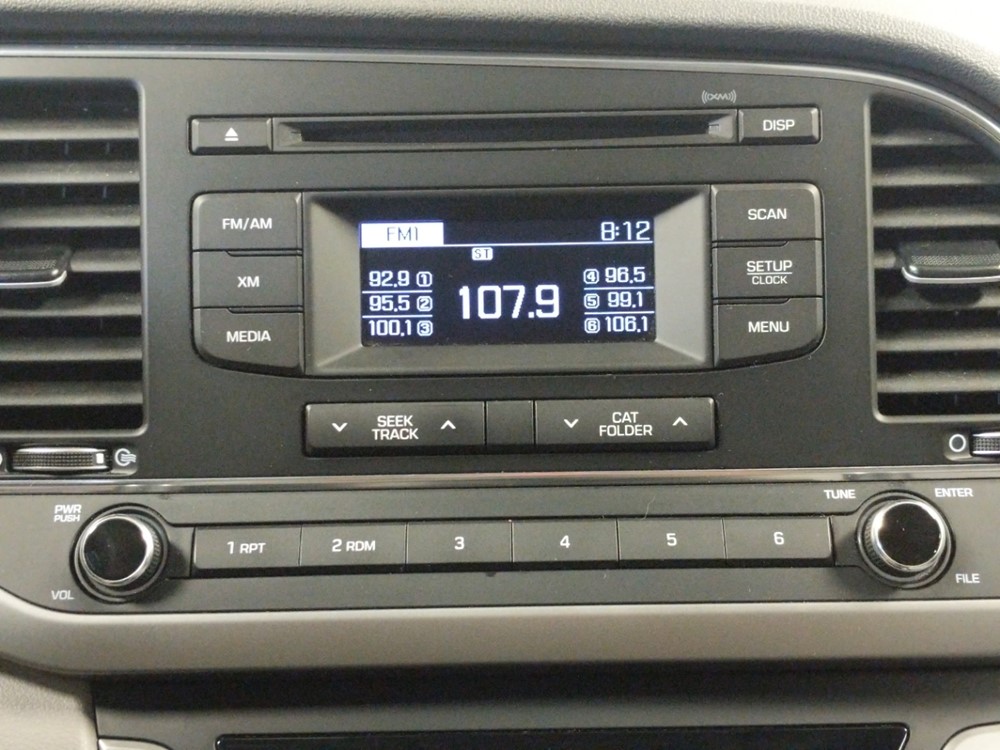 2017 Hyundai Elantra - Stereo Package