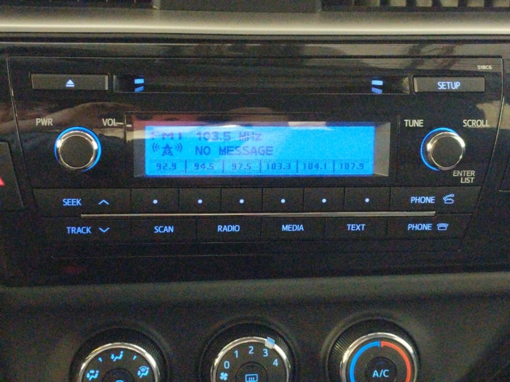 2015 Toyota Corolla - Stereo Package