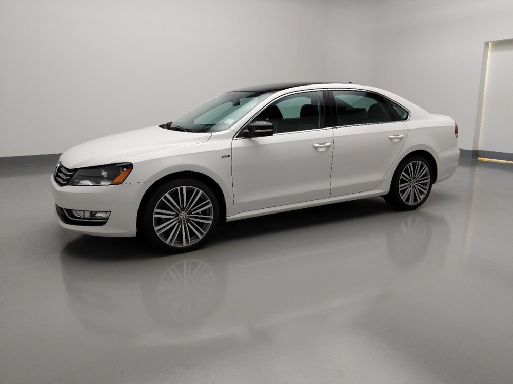 2015 Volkswagen Passat - Driver Front Side