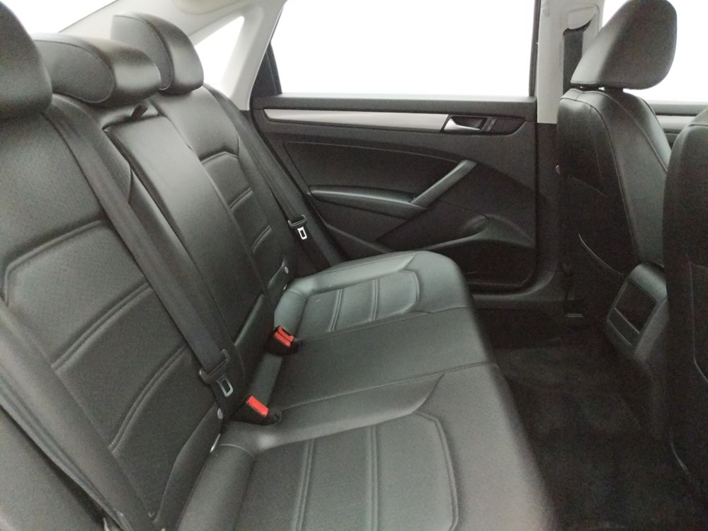 2014 Volkswagen Passat - Passenger Rear Seat