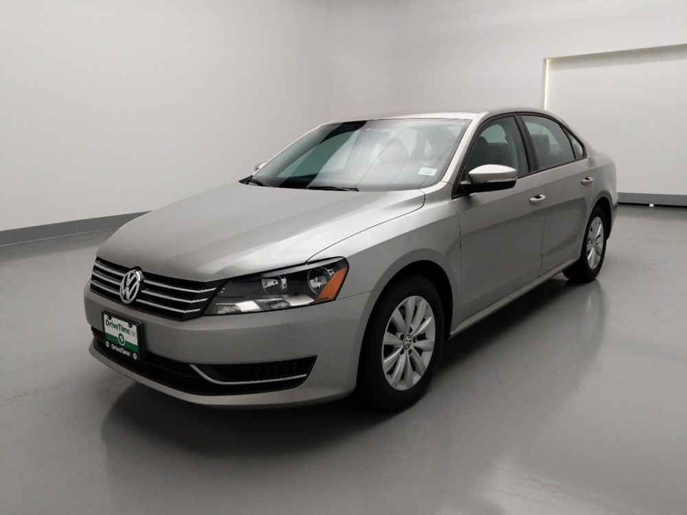 2014 Volkswagen Passat - Driver Front Bumper