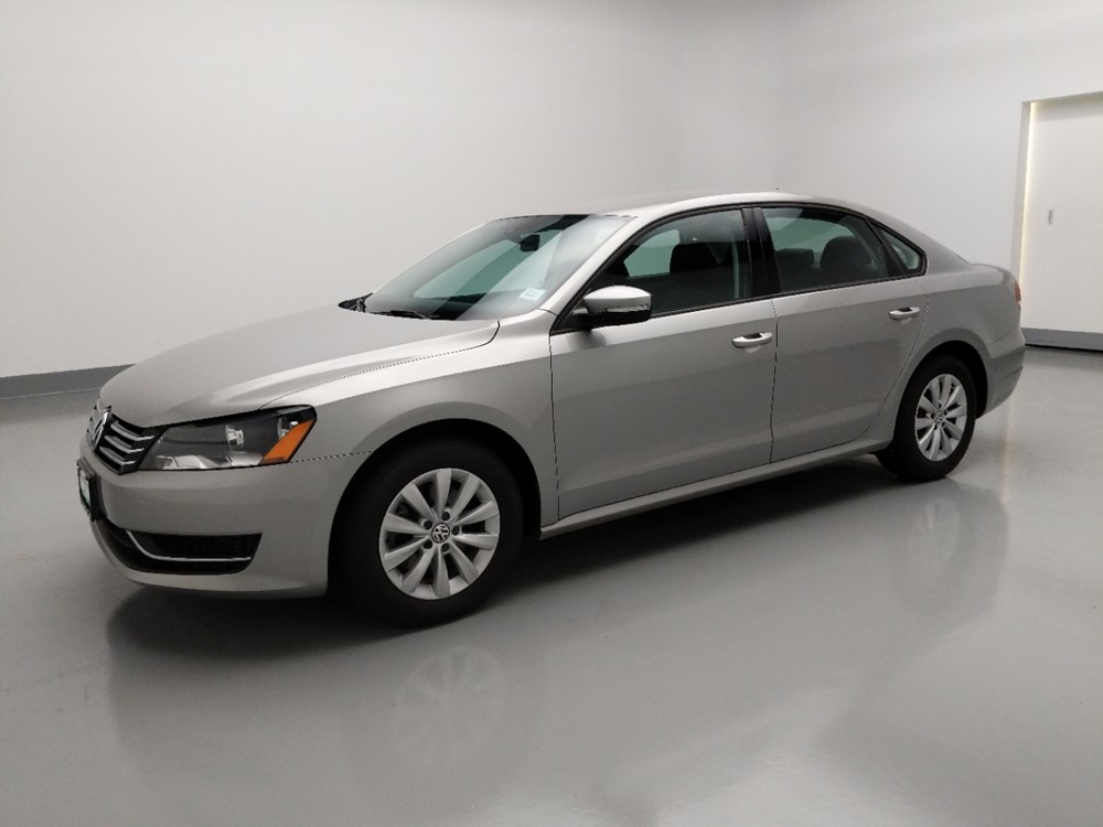 2014 Volkswagen Passat - Driver Front Side