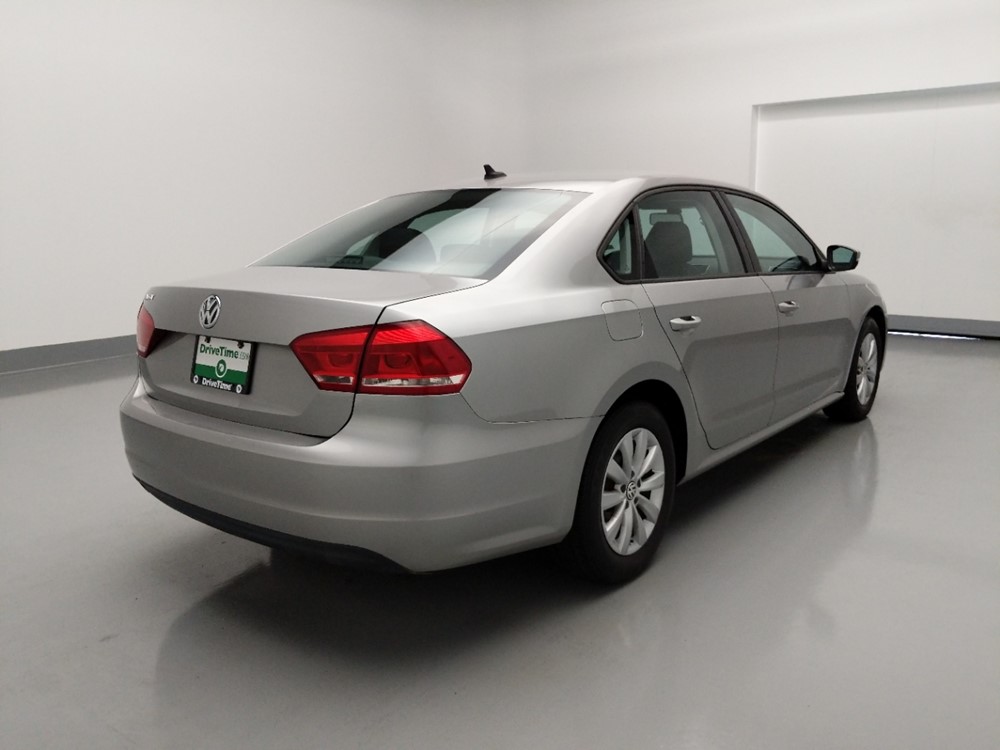 2014 Volkswagen Passat - Passenger Rear Bumper