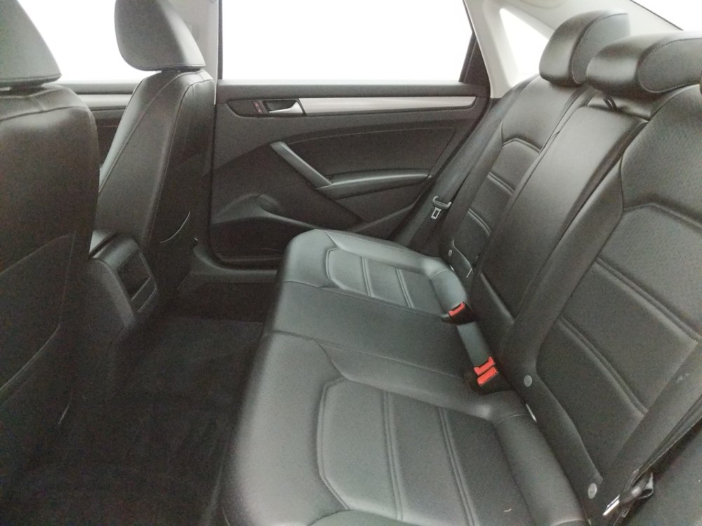 2014 Volkswagen Passat - Driver Rear Seat