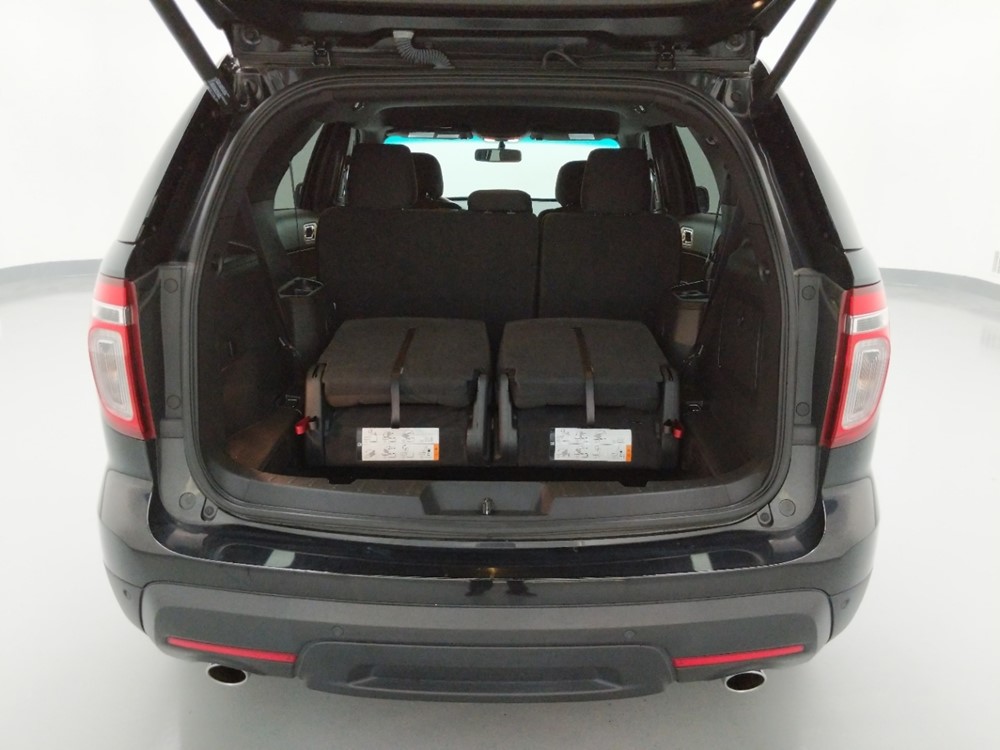 2015 Ford Explorer - Trunk