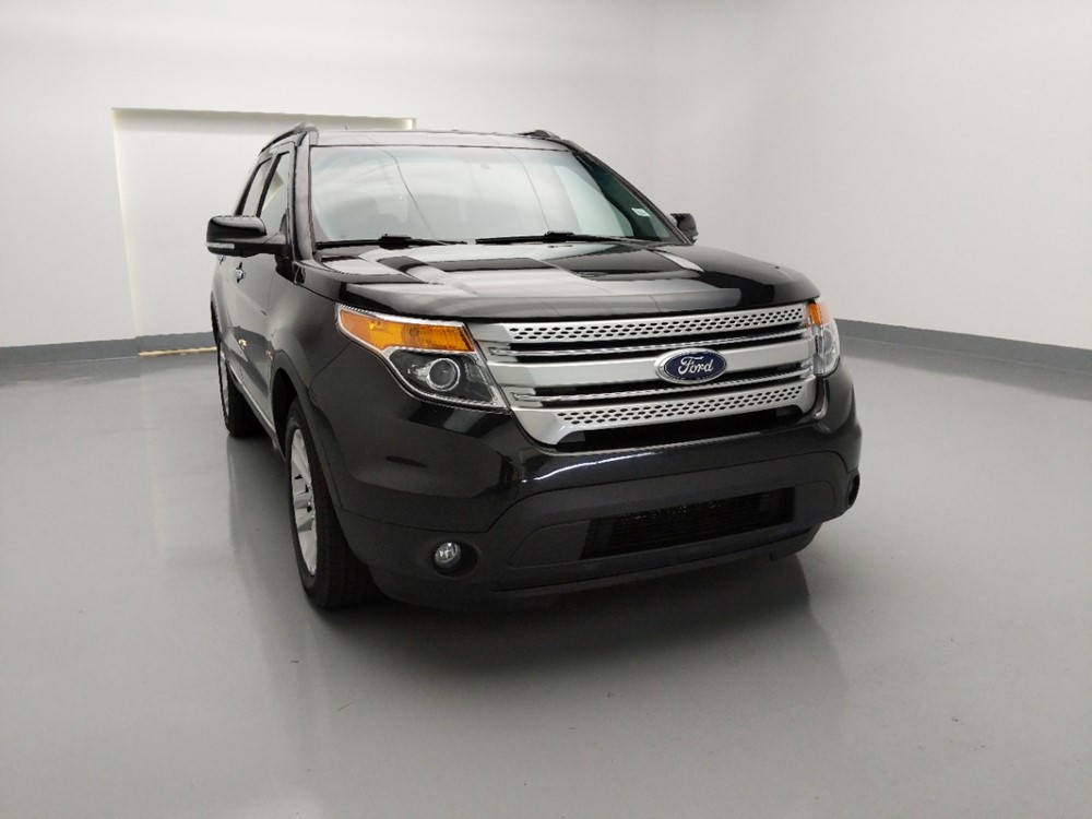 2015 Ford Explorer - Passenger Front Hood