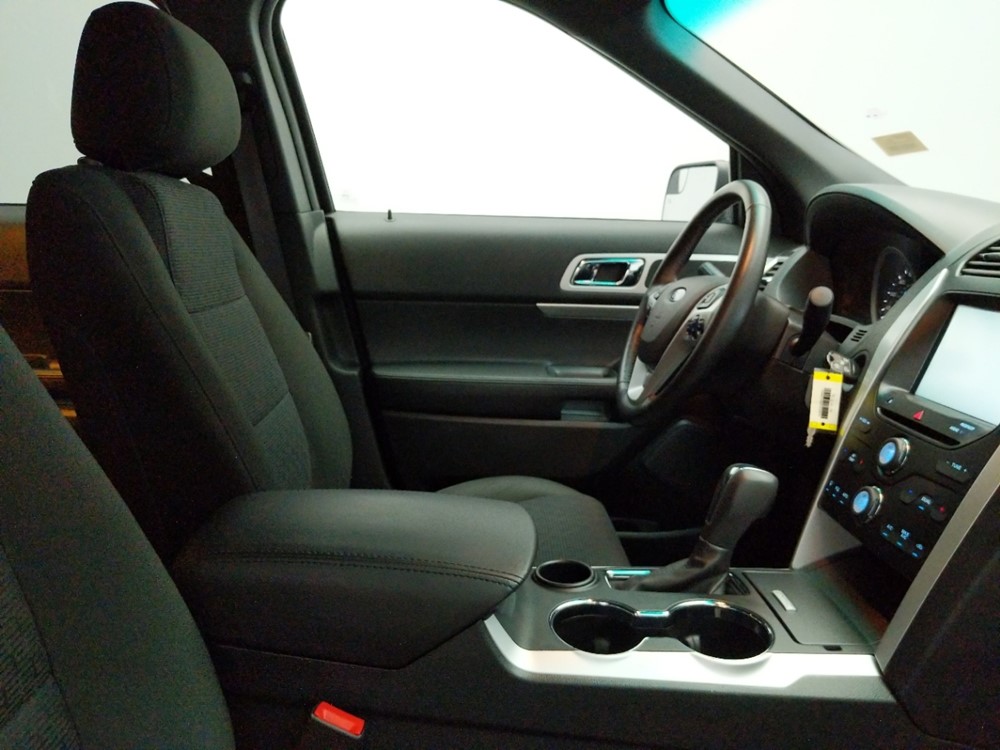 2015 Ford Explorer - Passenger Front Seat