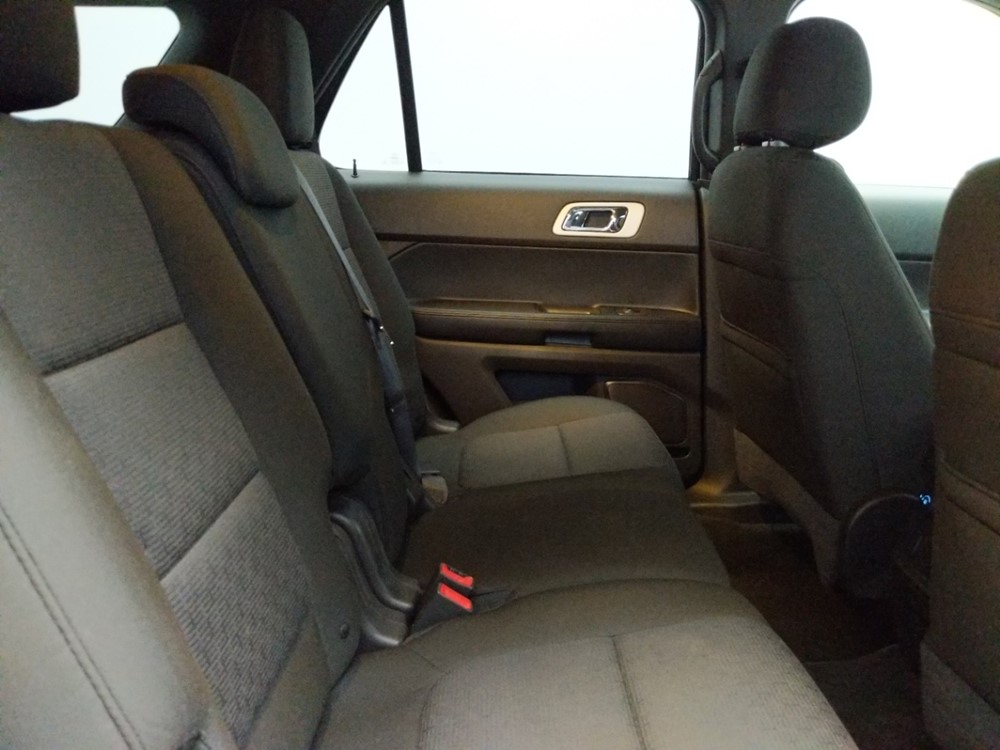 2015 Ford Explorer - Passenger Rear Seat
