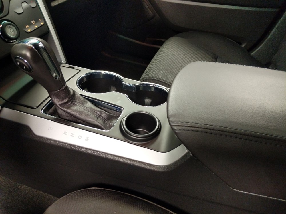 2015 Ford Explorer - Center Console/Cup Holders
