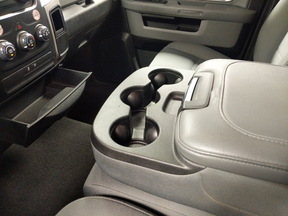 2017 Dodge Ram 1500 - Center Console/Cup Holders