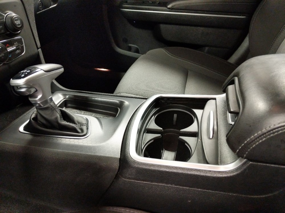 2018 Dodge Charger - Center Console/Cup Holders