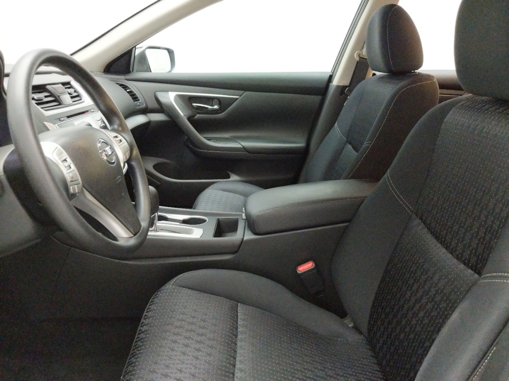 2017 Nissan Altima - Driver Front Seat