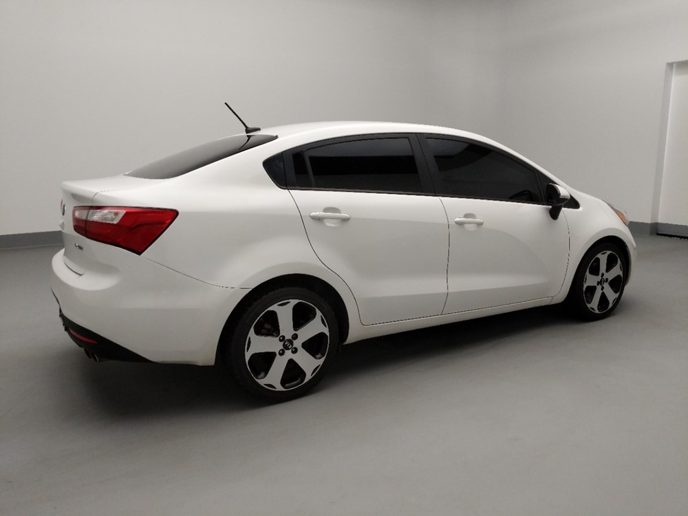 2015 Kia Rio - Passenger Rear Side