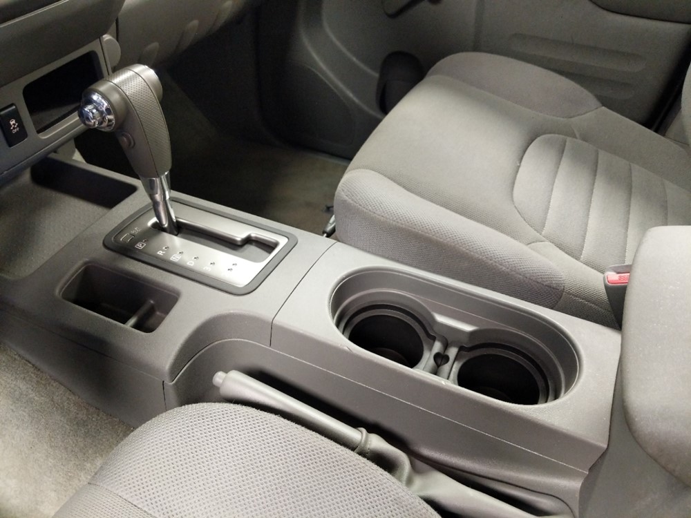 2016 Nissan Frontier - Center Console/Cup Holders