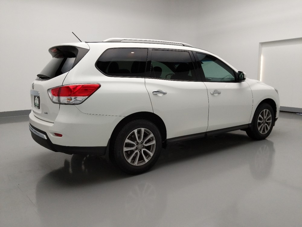 2015 Nissan Pathfinder - Passenger Rear Side