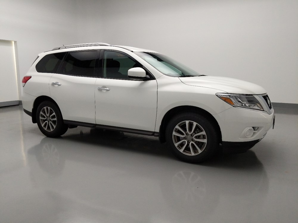 2015 Nissan Pathfinder - Passenger Front Side