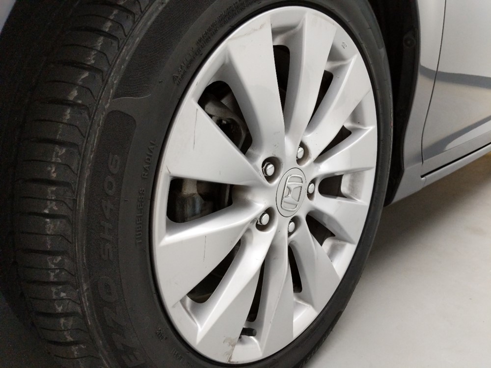 2015 Honda Accord - Wheel