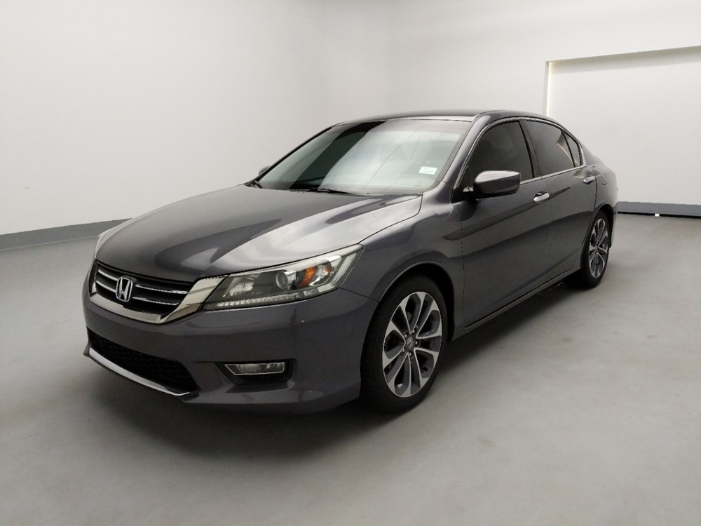 2013 Honda Accord - Driver Front Bumper