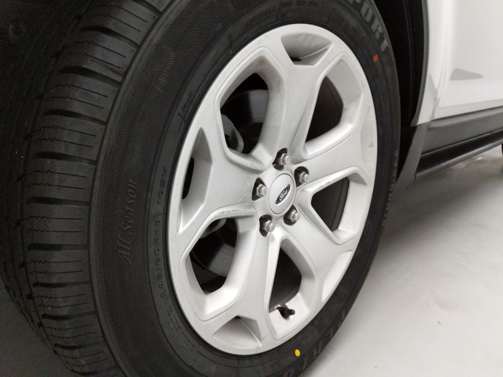 2012 Ford Edge - Wheel