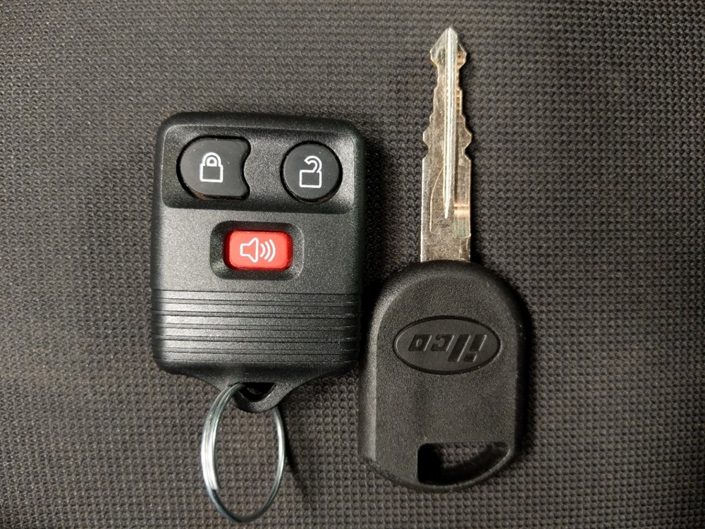 2012 Ford Edge - Keys