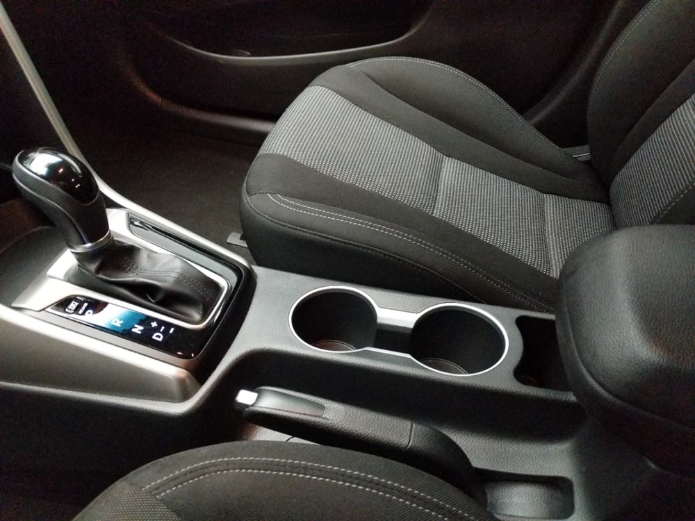 2017 Hyundai Elantra - Center Console/Cup Holders