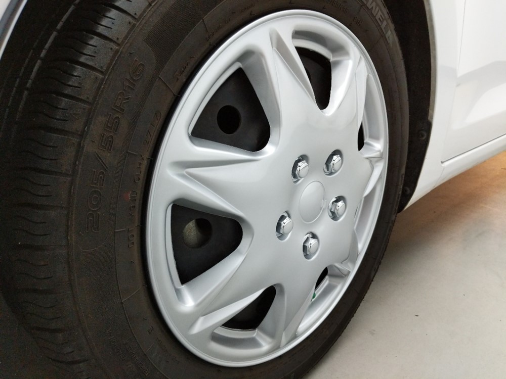 2017 Hyundai Elantra - Wheel